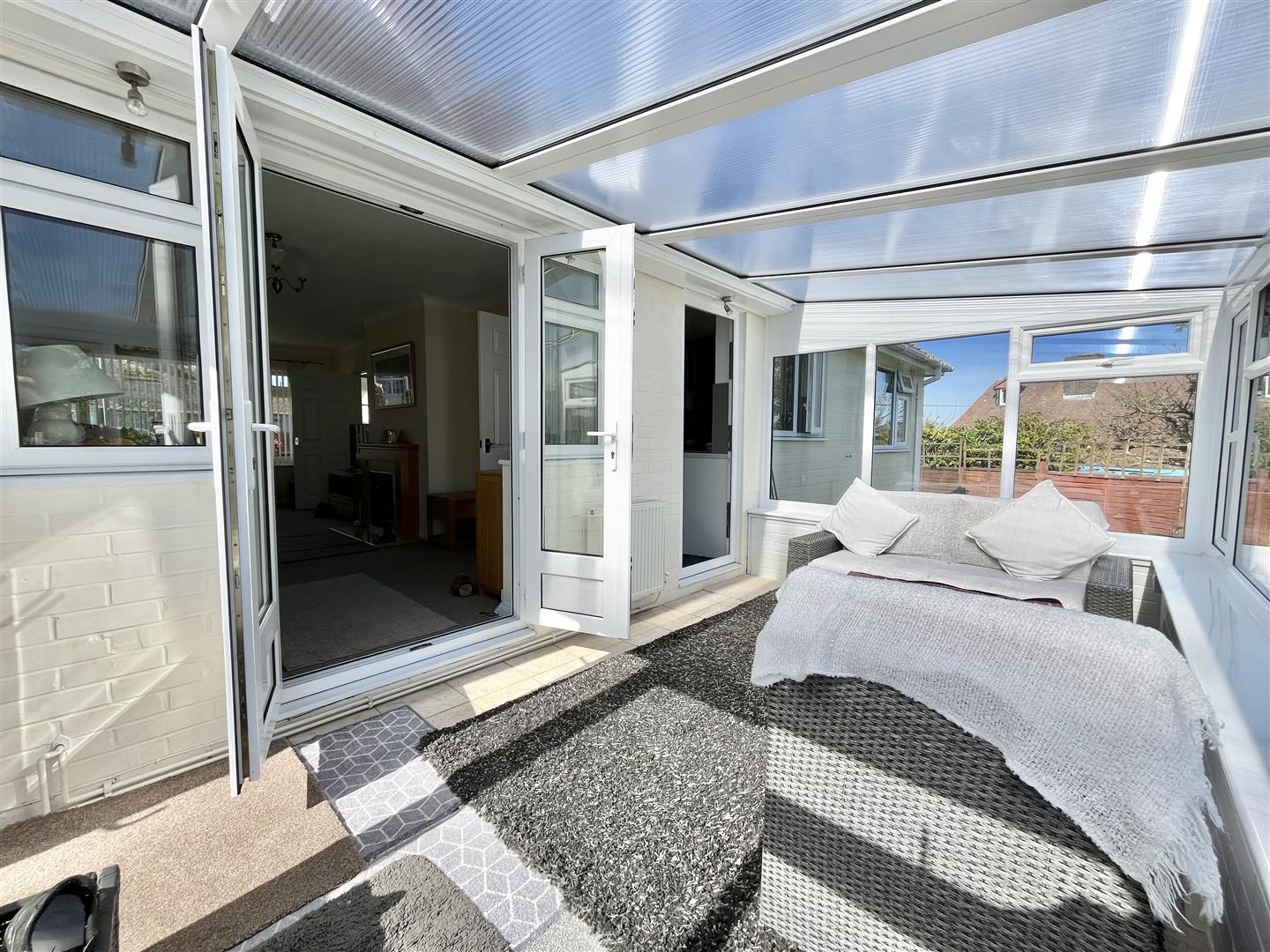 Meadow Way, Fairlight
